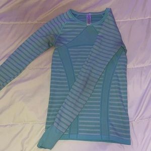 Ivviva long sleeve workout top